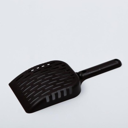 A scoop for cleaning a cat toilet, chocolate-2