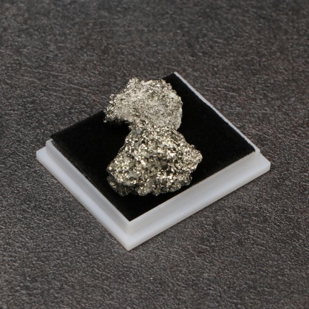 Stone, souvenir "Tseloda", 6 x 6 x 4cm-1