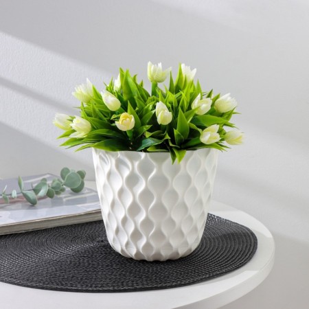 Pot for flowers with a pallet "Wave", 1.4 l, d = 14.5 cm, snow -white color
