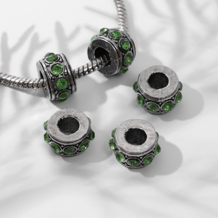 Separator "path", green color in black silver