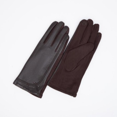 Gloves are female, dimensionless, without insulation, brown color