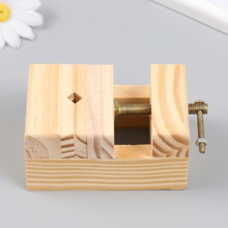 A tree of wood for creativity 6.5x10x5 cm-1