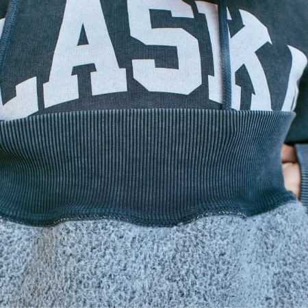 Women's sweatshirt was launched, the color is black, the size of one size (42-46)-4