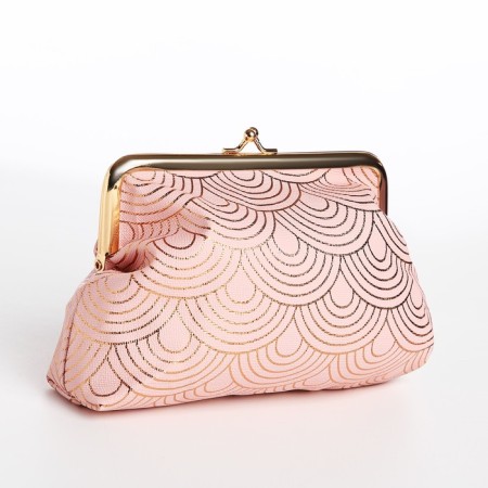 Cosmetic bag on the farmar, pink color