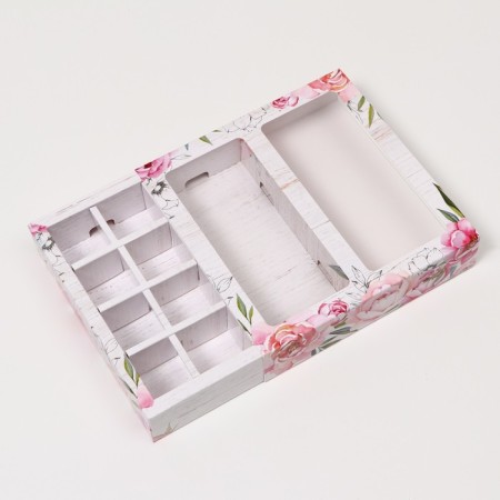 Box for 8 sweets + chocolate, with a window, peonies, 17.7 x 17.85 x 3.85 cm-2