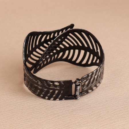 Picking for curtains "Leaves", D = 7 × 6 cm, black color-2