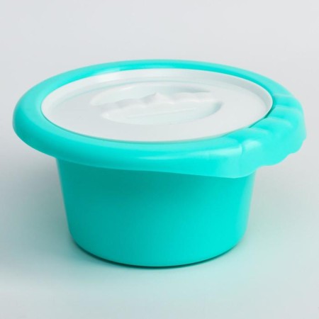 Children's pot with a lid, color mix, 2.3 liters.