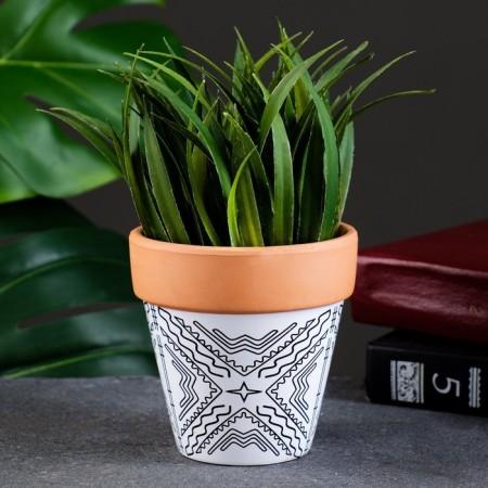 Pot "Trapezius" Terracott with a pattern, 10x9cm, mix-7