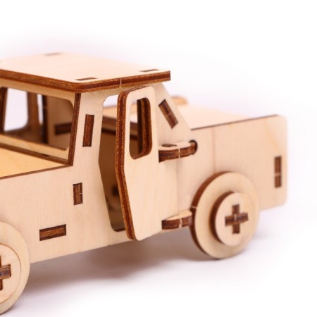 Pickup Model-Model-Model-3