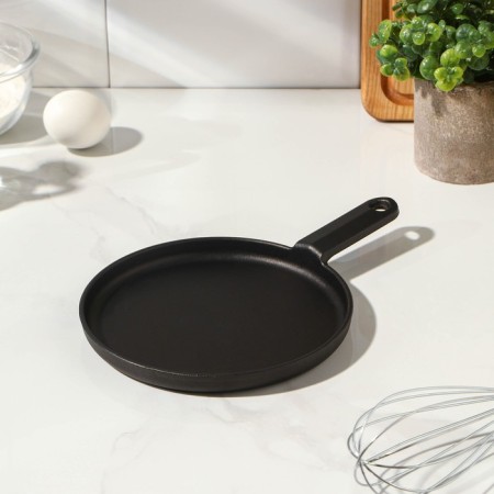 Skoroda pancake cast -iron “circle”, d = 18 cm, cast -iron handle