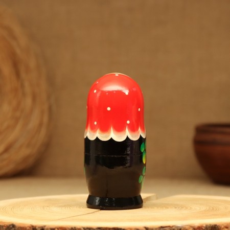 Matryoshka "Strawberry", red scarf, 3 puppet, 10-12 cm-12