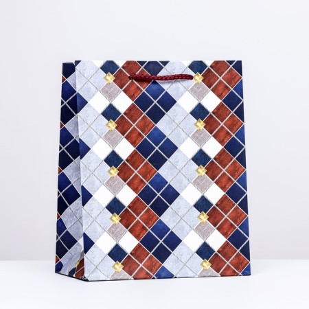 Gift Package "Romb", 18 x 22.3 x 10 cm