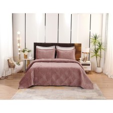 The bedspread and pillowcase 