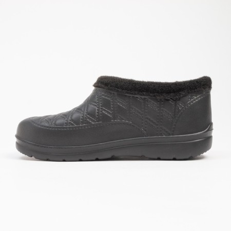 Galos are insulated, size 41/42, black color-1