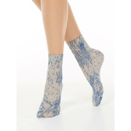 Women's socks CONTE Elegant Fantasy, size 23-25, beige color