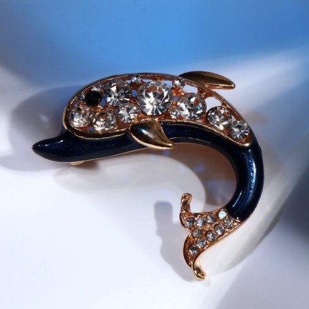 Brooch "Dolphin", white-blue color in gold-3