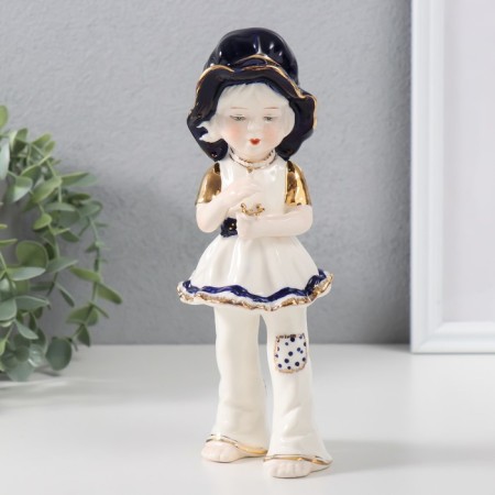 Souvenir Ceramics "Baby in a hat - fortune -telling on the chamomile" Cobalt 7.5x7.5x20 cm