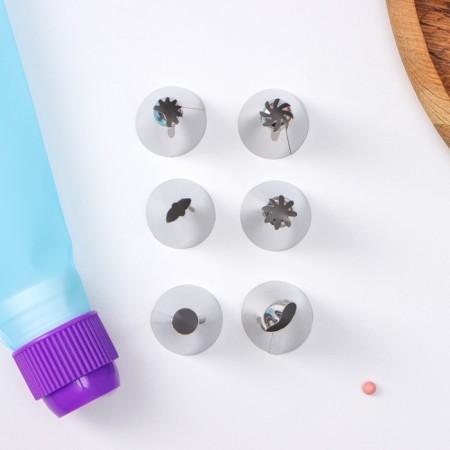 Confectionery set, 8 objects: bag, adapter, 6 nozzles d = 3 cm-3