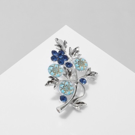 Brooch "Flowers" and leaves, blue color in silver