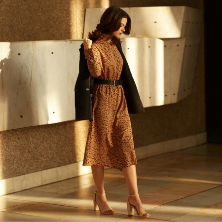 Women's dress Minaku: Silk pleasure chocolate color, rr 48-5