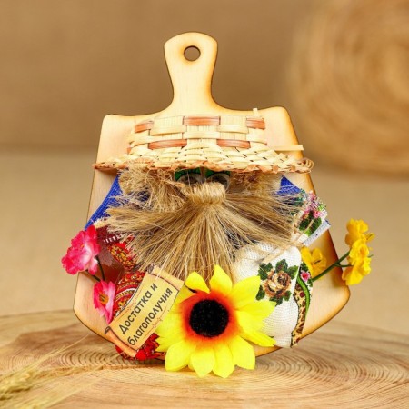 The amulet "Brownie on the board", 14 cm, mix-5
