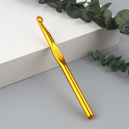 Knitting hook, d = 9 mm, 15 cm, color mix