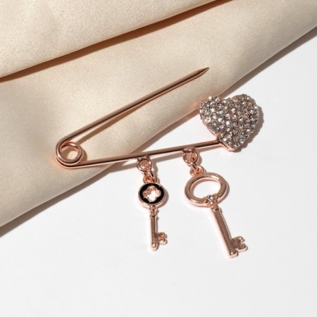 Pin "Heart" with keys, 5 cm, white color in pink gold-3
