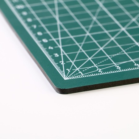 Rug for creativity and cutting with tools, 30 x 22 cm-5
