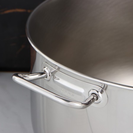 The pan is whole, 35 l, d = 45 cm, h = 21.5 cm-2