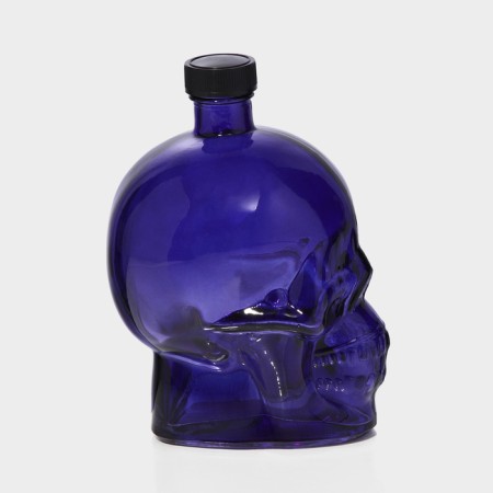 Glass bottle "Skull", 0.77 l, color purple color-4