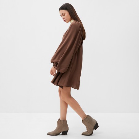 Women's dress MIST with a deep neckline river. 48, brown-5