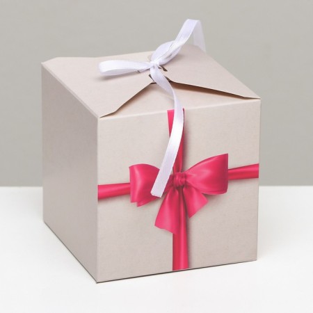 The box is folding, square pillow, "pink bow" 10 x 10 x 10 cm,