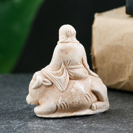 Figure "Lao Tzu" ivory, 4x4x2cm-2
