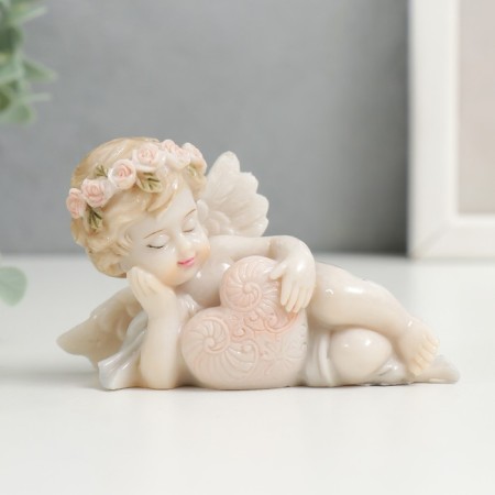 Polystone souvenir "A plump sleeping angel in a flower wreath, with an openwork heart" Lacques 5x4.5x9 cm 748594