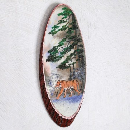 Panel on the saw "Winter. Tiger", 57-62 cm, stone baby, vertical-1