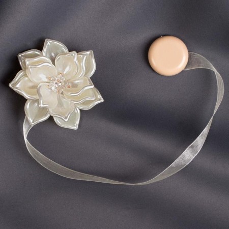 Picking for curtains, “mother -of -pearl flower”, d = 6.5 cm, milk color-1