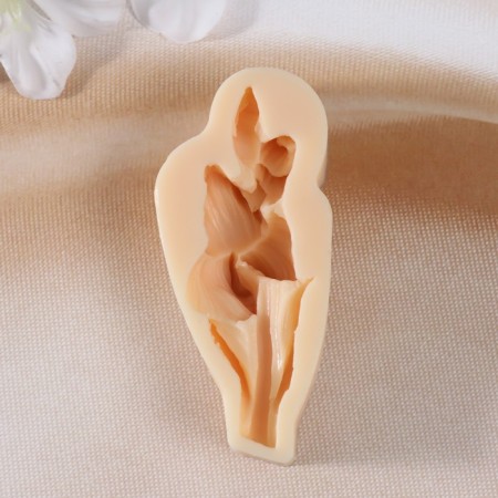 Silicone Mold "Bun Irisa" 2x3.5x8 cm-2