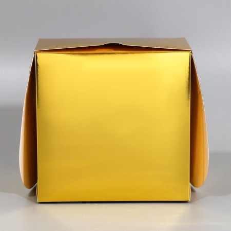 Capley box, confectionery packaging with a window, 4 cells "golden", 16 x 16 x 10 cm-3