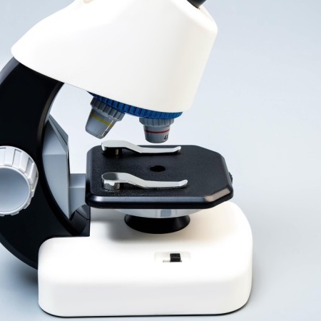 Microscope "Young Biologist" Frendering to x1200, white, backlight-4