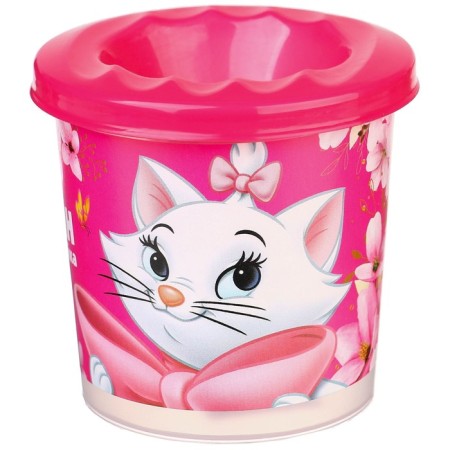 A glass - a non -member, a single, cats aristocrats-3