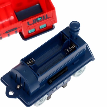 Railway "City" in a suitcase, works from batteries-16