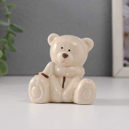 Souvenir Ceramics "Bear Bear shy in a scarf, sits" 6.5x5x6.5 cm
