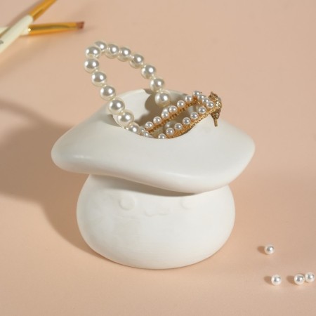 Interior foreman "Mushroom" 10x8x6.5 cm white-5