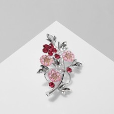 Brooch 