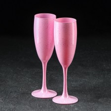 A set of glasses for champagne 