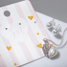 Set 2 objects: earrings, pendant 