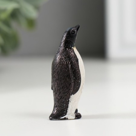 Souvenir Polystone "Imperial Penguin" mix 1.8x2.7x4.5 cm-3