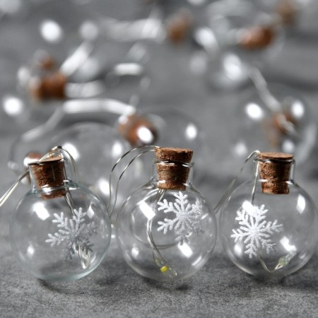 Garland “thread” 1.6 m with nozzles “Balls with a snowflake”, IP20, silver thread, 15 LED, glow of multi, Aah2-1