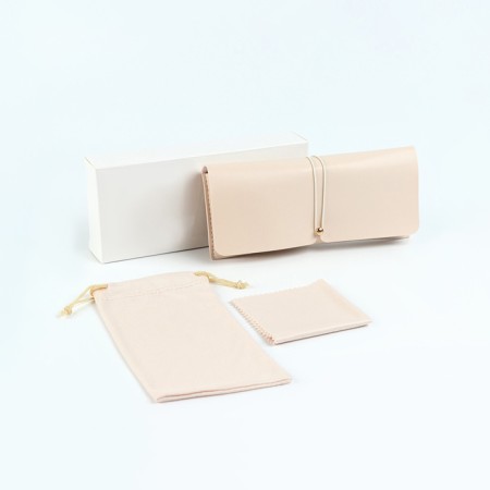 Set for glasses: case, cover, napkin, beige
