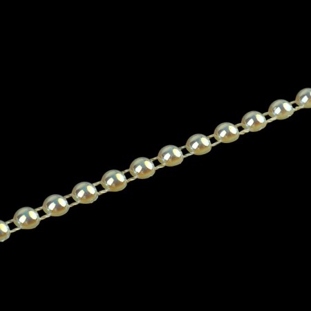 Pearls on threads, with holography, flat, 4.5 mm, 9 ± 1 m, white color-2